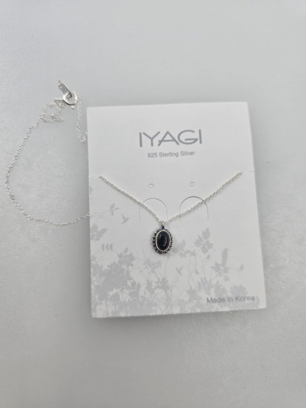 ELEGANT BLACK OVAL SILVER NECKLACE MADE BY KOREA